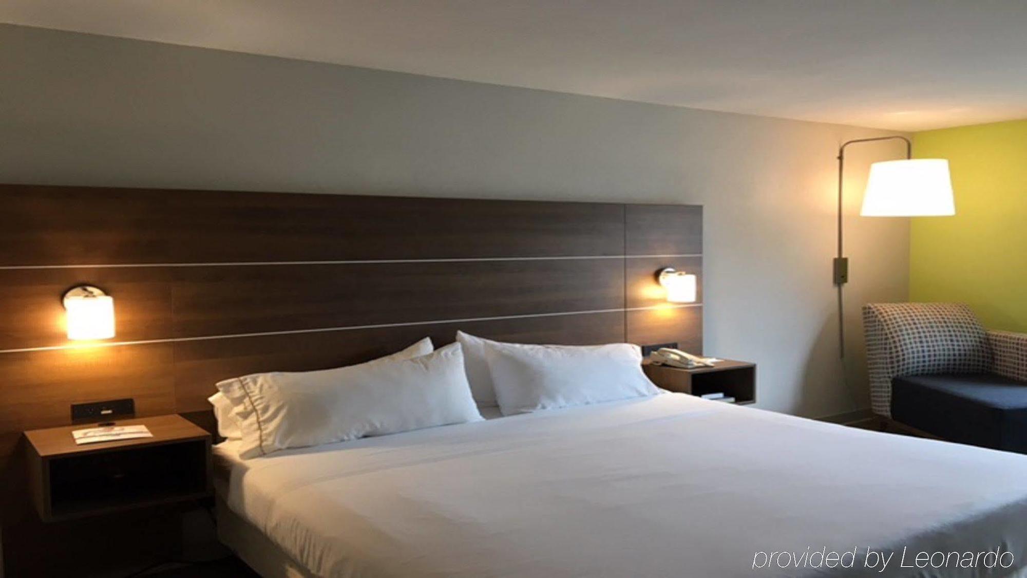 Holiday Inn Express North Tyler Εξωτερικό φωτογραφία